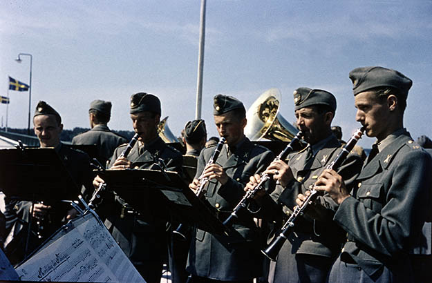 Musikkåren från I19 med blåsinstrument.